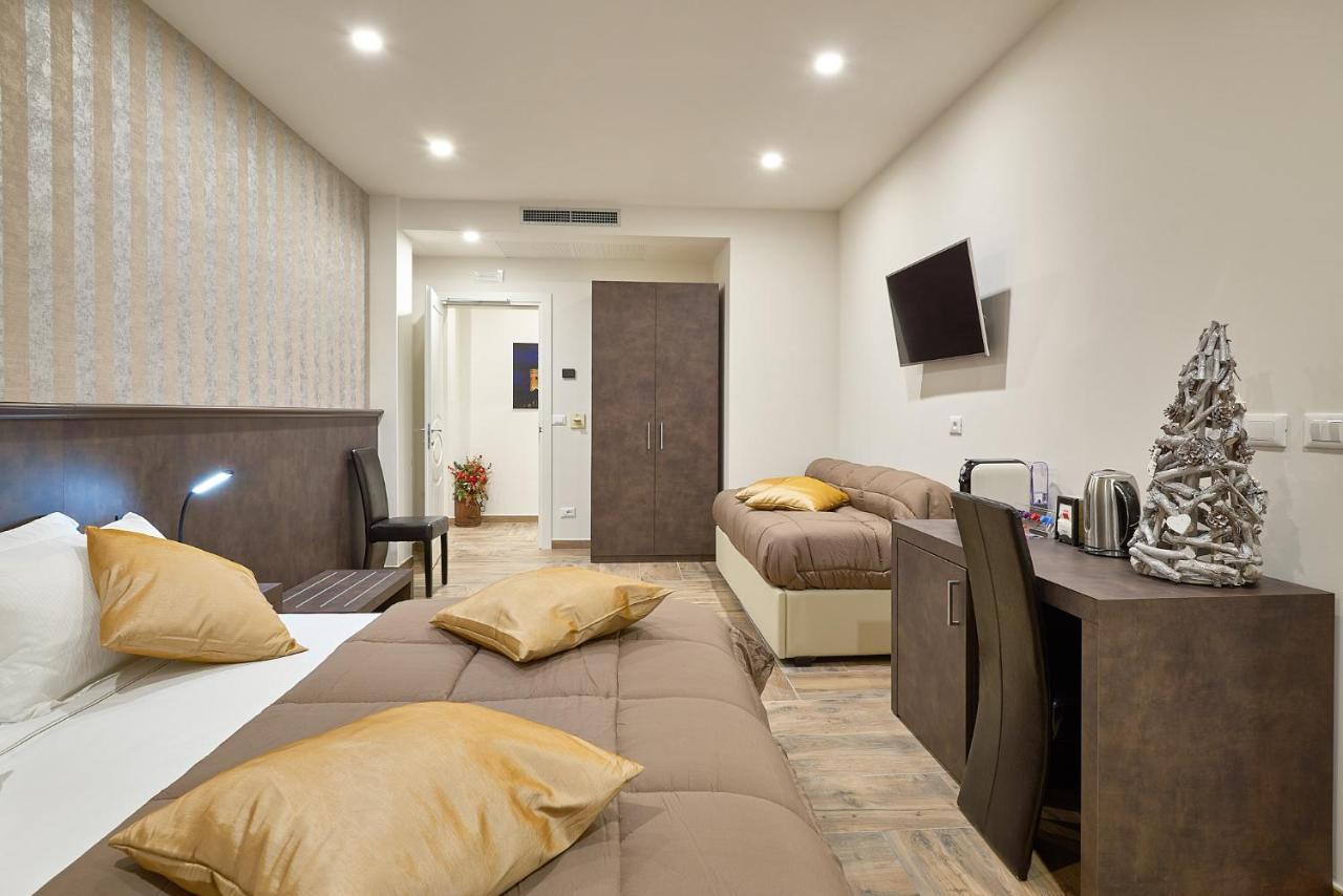 Ricaroka Hotel 阿尔本加 外观 照片