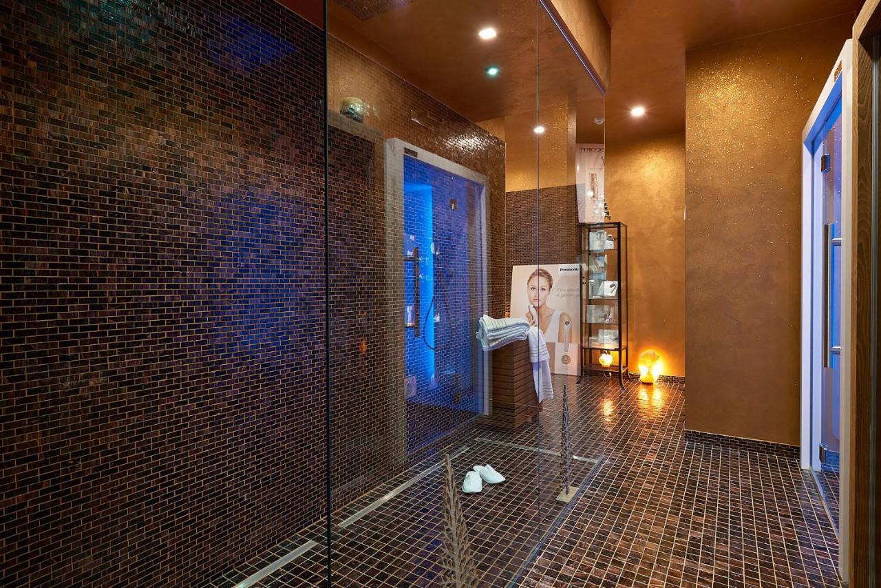 Ricaroka Hotel 阿尔本加 外观 照片