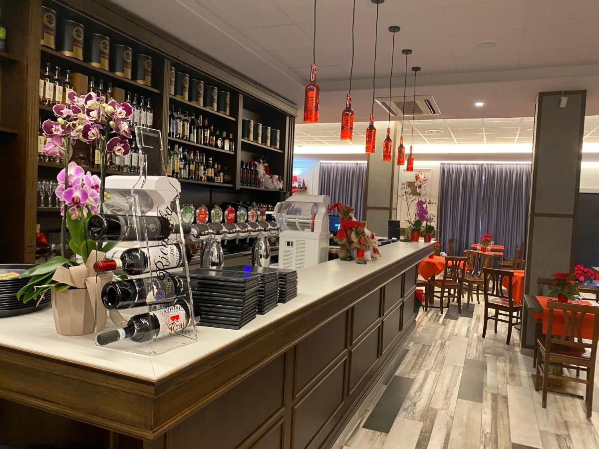 Ricaroka Hotel 阿尔本加 外观 照片
